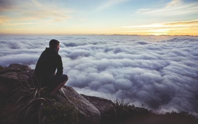 Blog Unsplash Lookingovertheclouds 400x250 - Blog